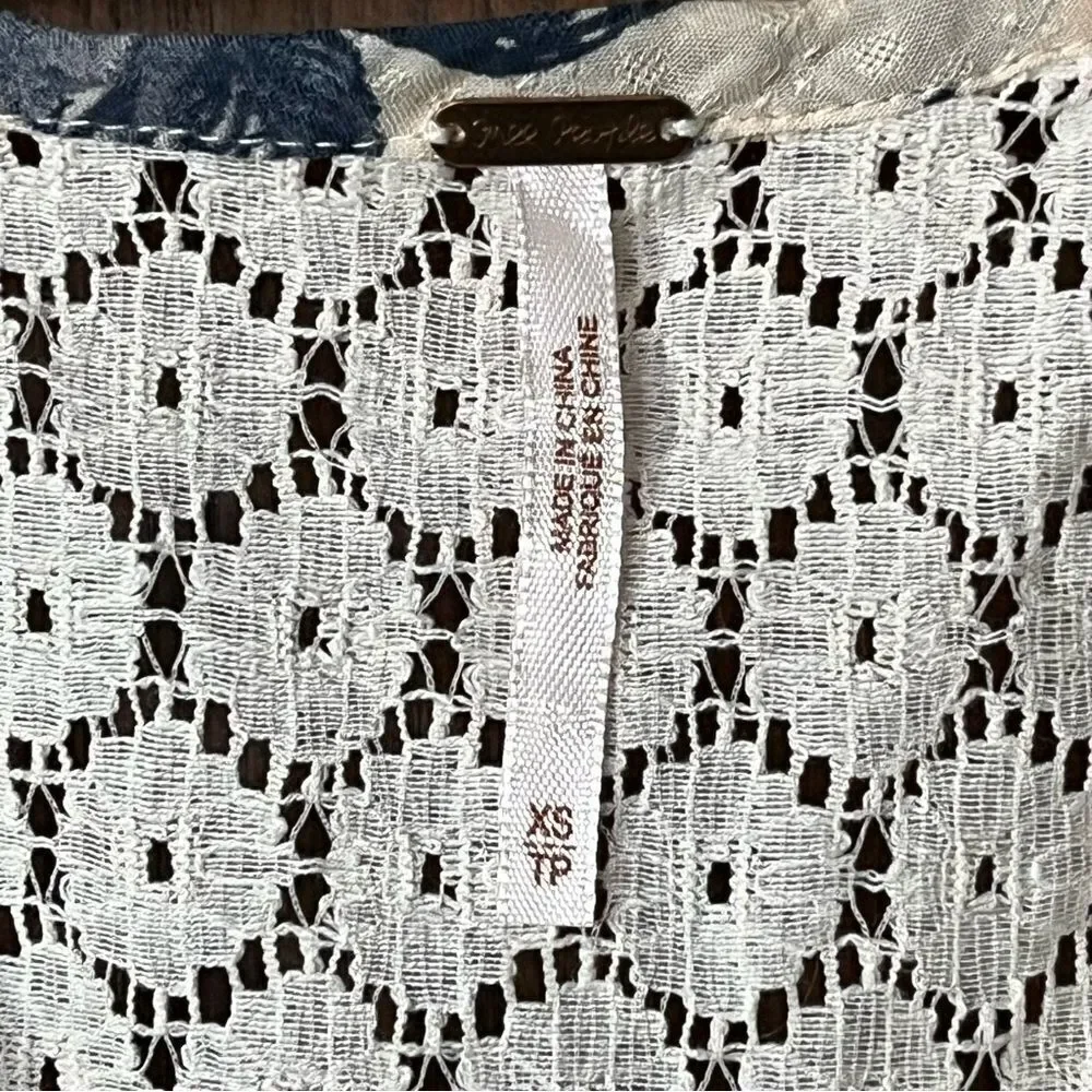 Free People Moon River Floral Peasant Top Blue Ivory Lace Oversized
